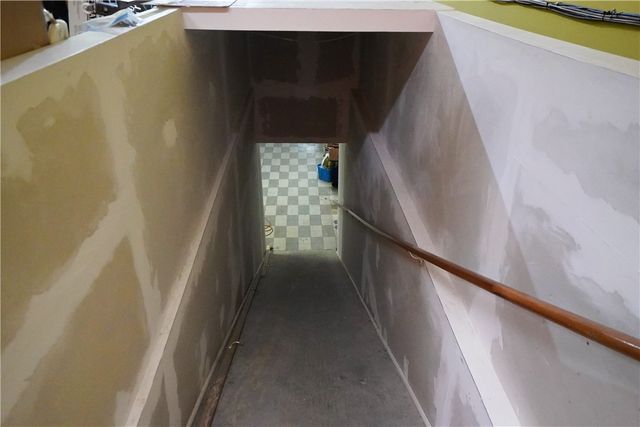 881 5th Ave, New Kensington, PA 15068