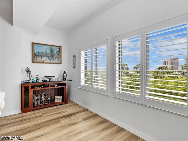 201 Arbor Lake DR 2-501, Naples, FL 34110
