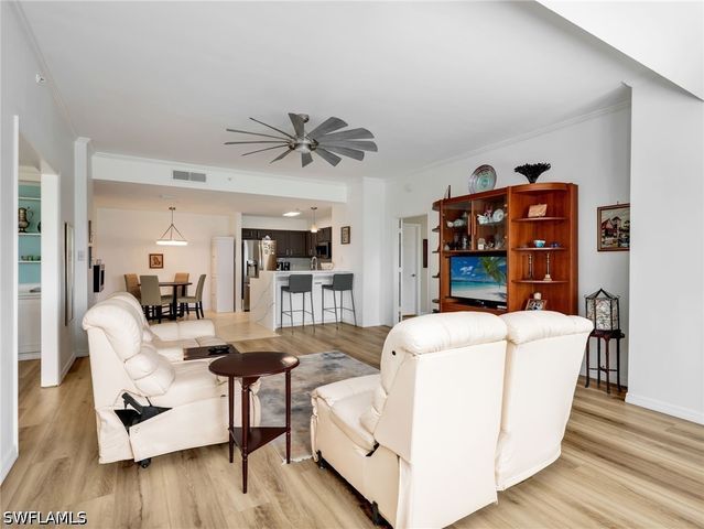 201 Arbor Lake DR 2-501, Naples, FL 34110