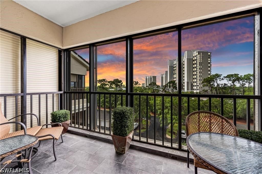 201 Arbor Lake DR 2-501, Naples, FL 34110