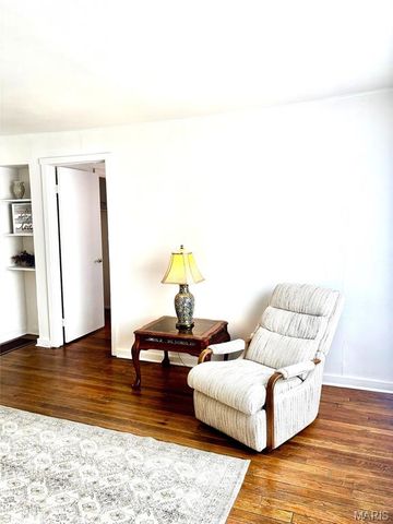 2592 E 27th Street, Granite City, IL 62040