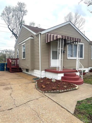 2592 E 27th Street, Granite City, IL 62040