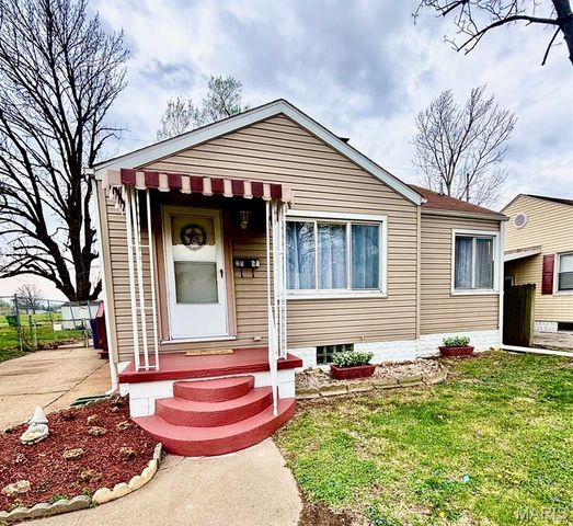 2592 E 27th Street, Granite City, IL 62040