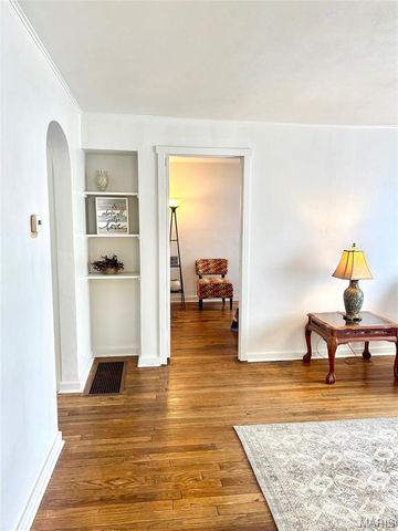 2592 E 27th Street, Granite City, IL 62040