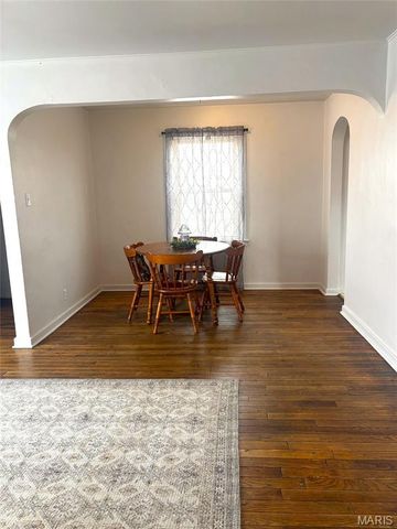 2592 E 27th Street, Granite City, IL 62040