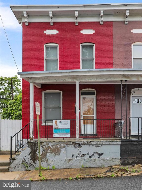 1 LEROY ST, Hagerstown, MD 21740