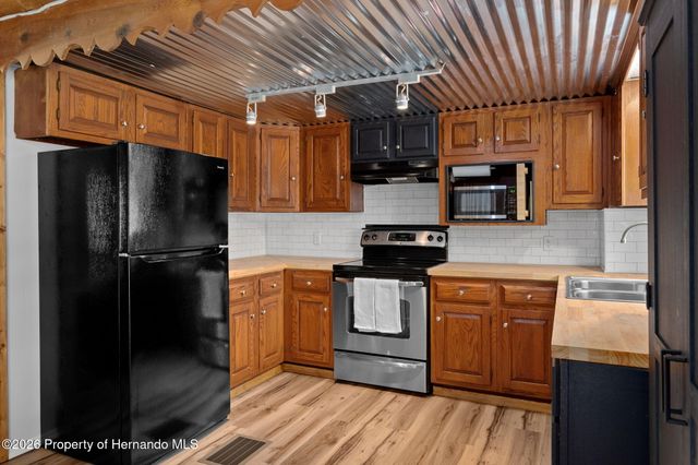 5487 Cedar Lane, Brooksville, FL 34601