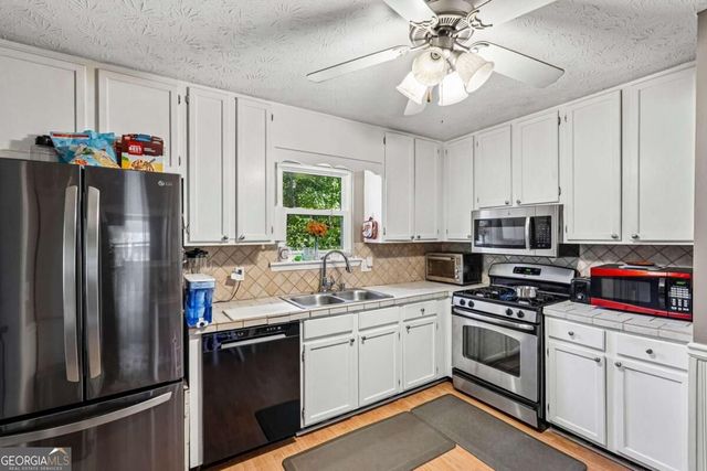 57 Brooks Street, Dallas, GA 30157