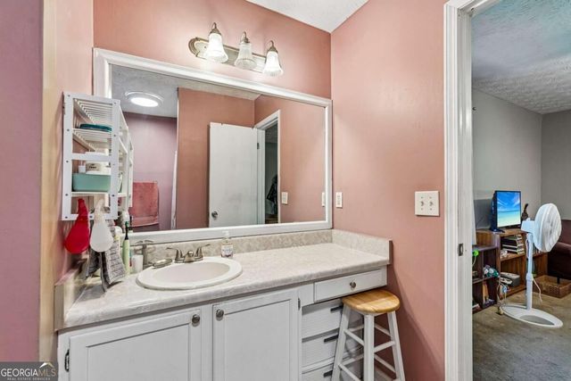 57 Brooks Street, Dallas, GA 30157