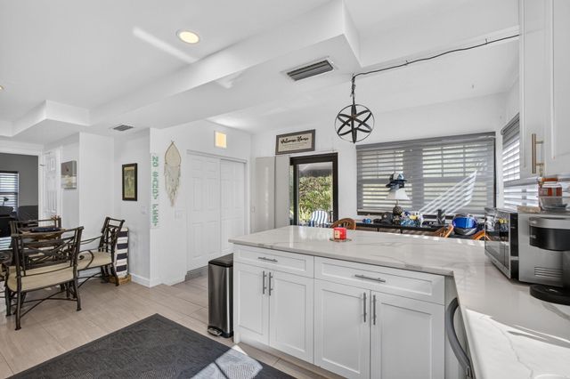 423 49TH Street 1, West Palm Beach, FL 33407