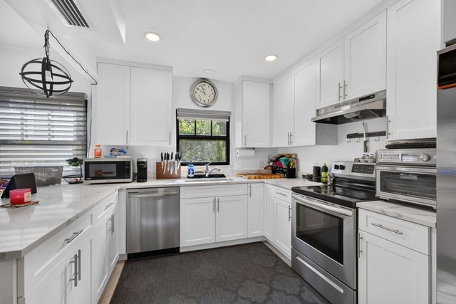 423 49TH Street 1, West Palm Beach, FL 33407