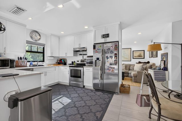423 49TH Street 1, West Palm Beach, FL 33407