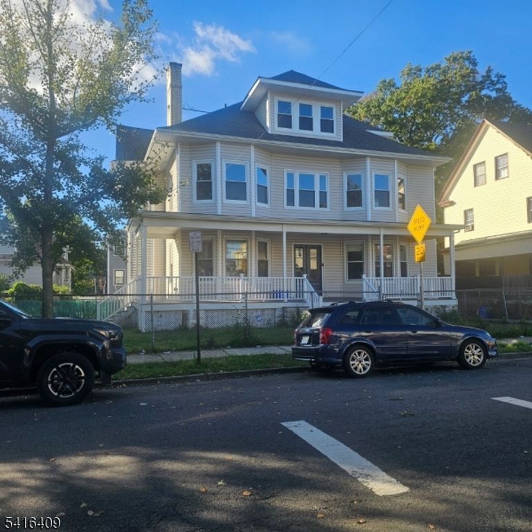 847 S 11Th St, Newark City, NJ 07108 — exterior