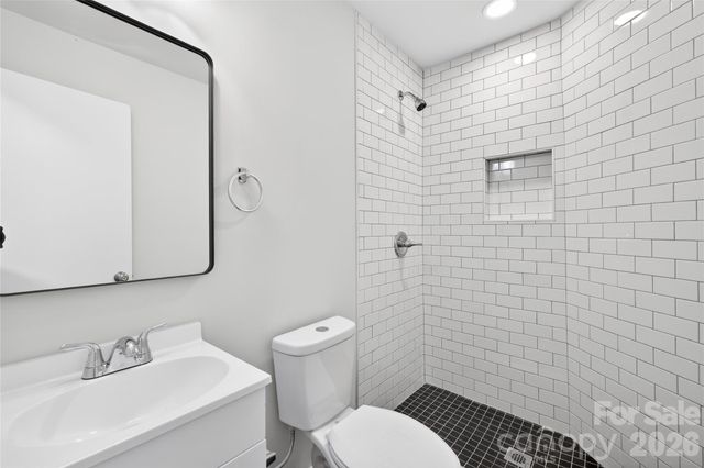 5143 Delivau Drive, Charlotte, NC 28215