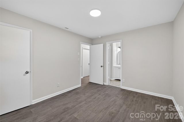 5143 Delivau Drive, Charlotte, NC 28215