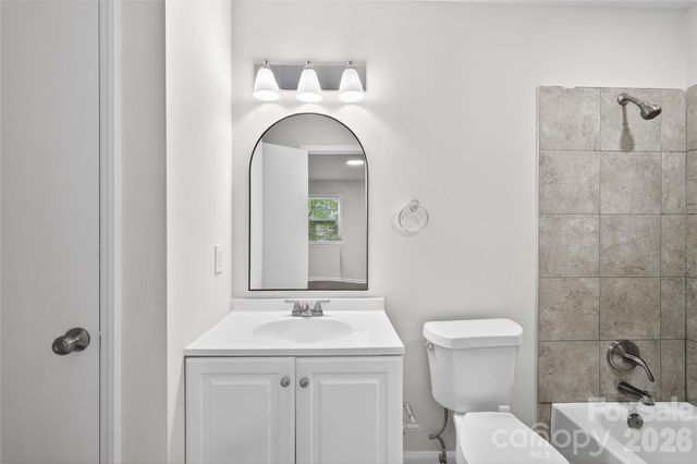 5143 Delivau Drive, Charlotte, NC 28215