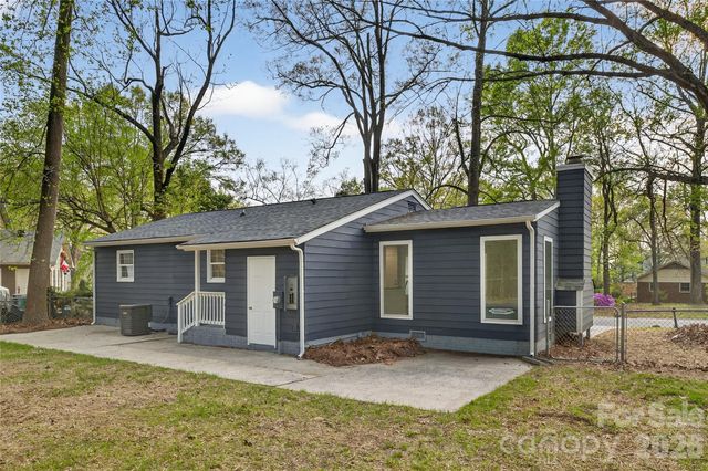 5143 Delivau Drive, Charlotte, NC 28215