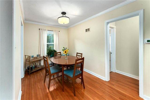 415 NE Moreland Drive, Oakwood Park, MO 64118