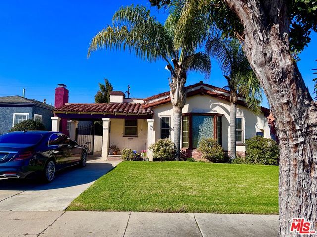 8621 S Wilton Place, Los Angeles, CA 90047