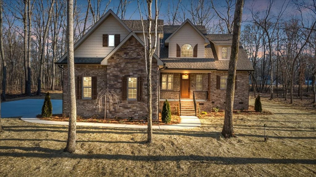 181 Station Circle, Tullahoma, TN 37388