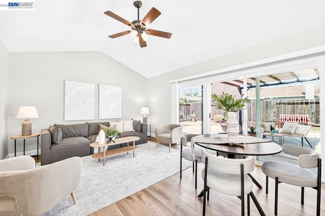 1184 Crystal Cir, Livermore, CA 94550