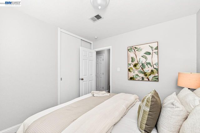 1184 Crystal Cir, Livermore, CA 94550