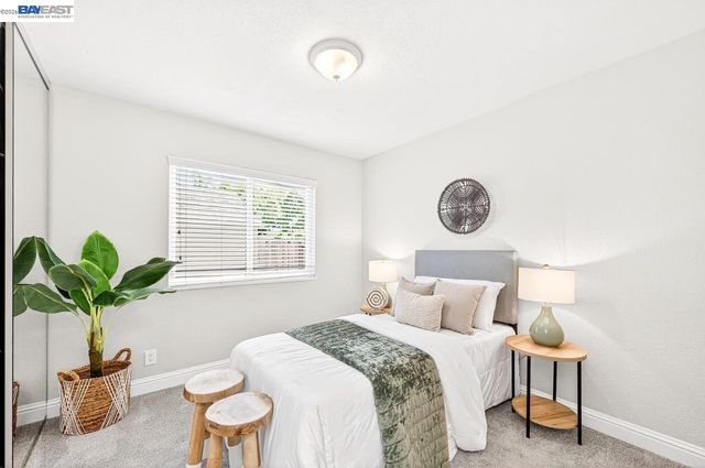 1184 Crystal Cir, Livermore, CA 94550