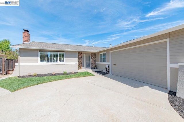 1184 Crystal Cir, Livermore, CA 94550