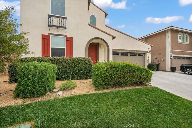 4975 Oak Moss, Fontana, CA 92336