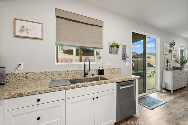 4975 Oak Moss, Fontana, CA 92336