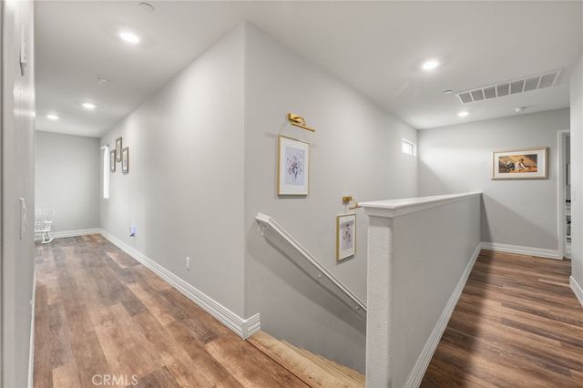 4975 Oak Moss, Fontana, CA 92336