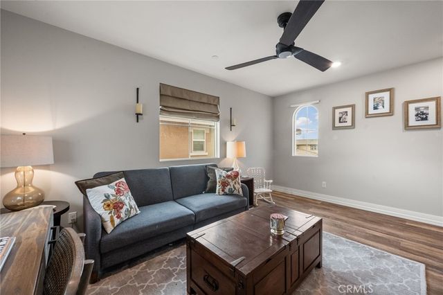 4975 Oak Moss, Fontana, CA 92336