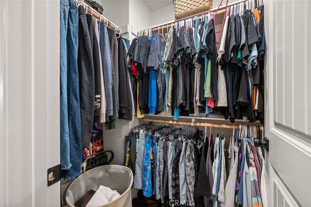 4975 Oak Moss, Fontana, CA 92336