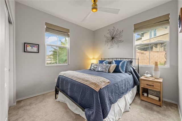 4975 Oak Moss, Fontana, CA 92336