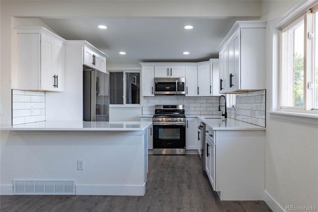 8701 McElwain Boulevard, Denver, CO 80229