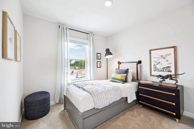 1560 BEANSTALK DR, Frederick, MD 21703