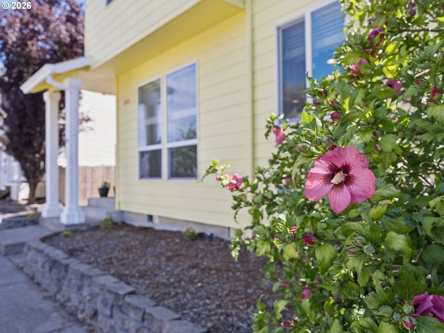 644 Se MYRTLEWOOD Pl, Gresham, OR 97080