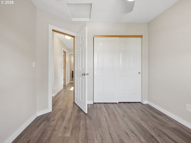 644 Se MYRTLEWOOD Pl, Gresham, OR 97080