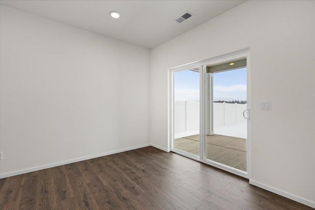 418 N Arcadia Ave, Deer Park, WA 99006