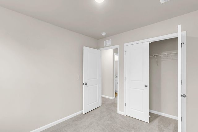 489 Martins Creek Boulevard, Summerville, SC 29485
