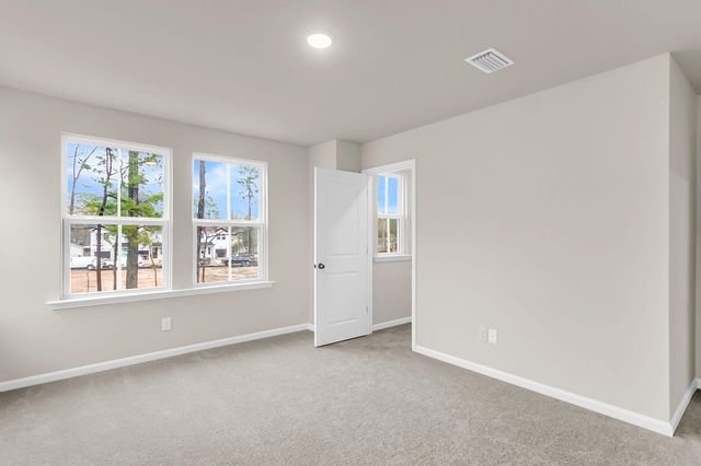 489 Martins Creek Boulevard, Summerville, SC 29485