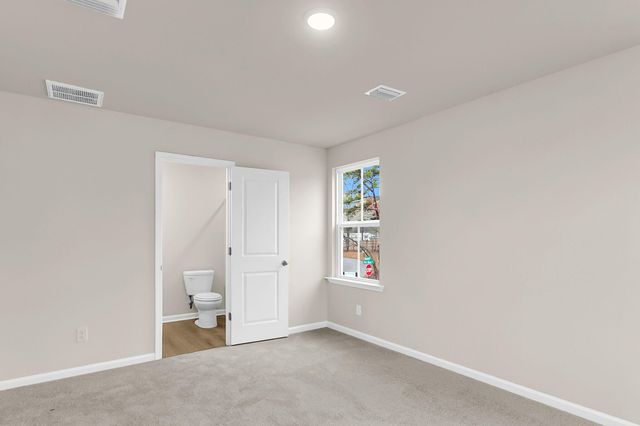 489 Martins Creek Boulevard, Summerville, SC 29485