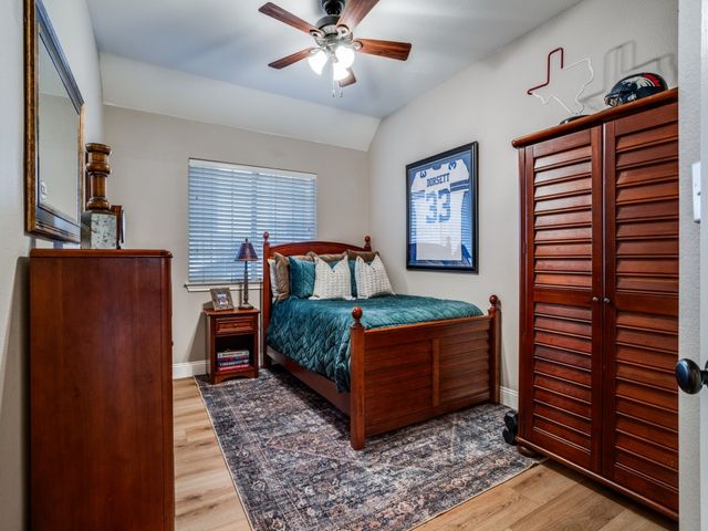 210 Ledgenest Drive, Mckinney, TX 75072