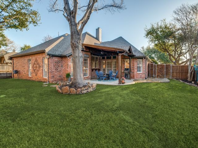 210 Ledgenest Drive, Mckinney, TX 75072