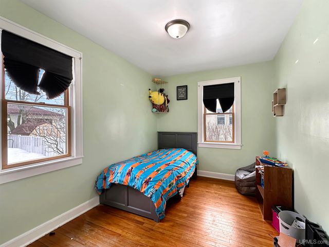 1209 Washington Avenue, Escanaba, MI 49829