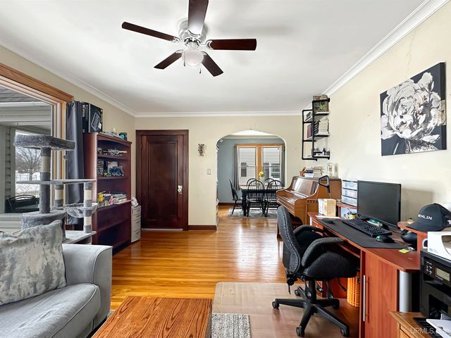 1209 Washington Avenue, Escanaba, MI 49829