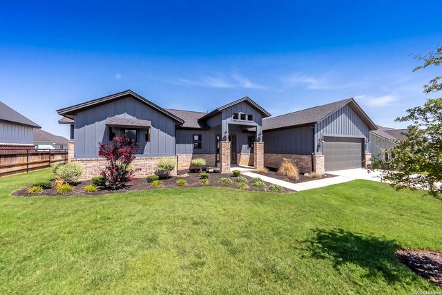 116 Woodbridge Dr, La Vernia, TX 78121