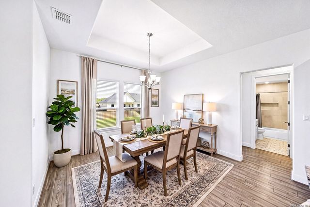 116 Woodbridge Dr, La Vernia, TX 78121