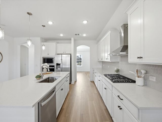 769 Brozgold Avenue, Midlothian, TX 76065