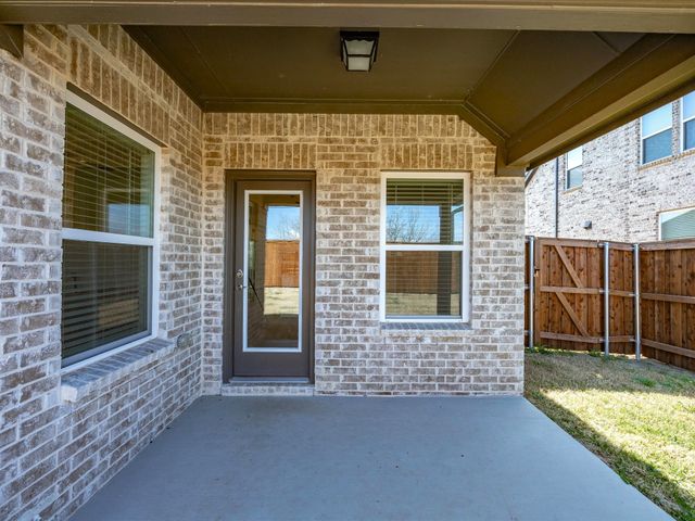 769 Brozgold Avenue, Midlothian, TX 76065